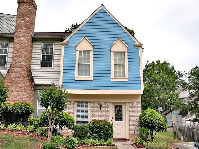1st image of 6635 Wellington Sq