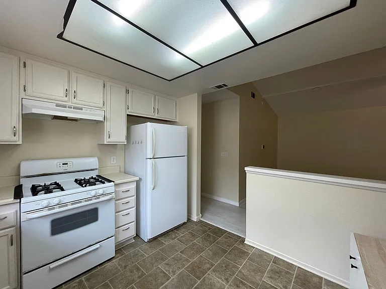 269 Sorrel Tree Pl — Photo 4
