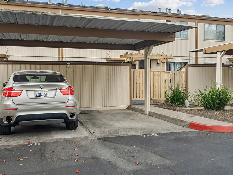 790 Sageleaf Ct — Photo 1