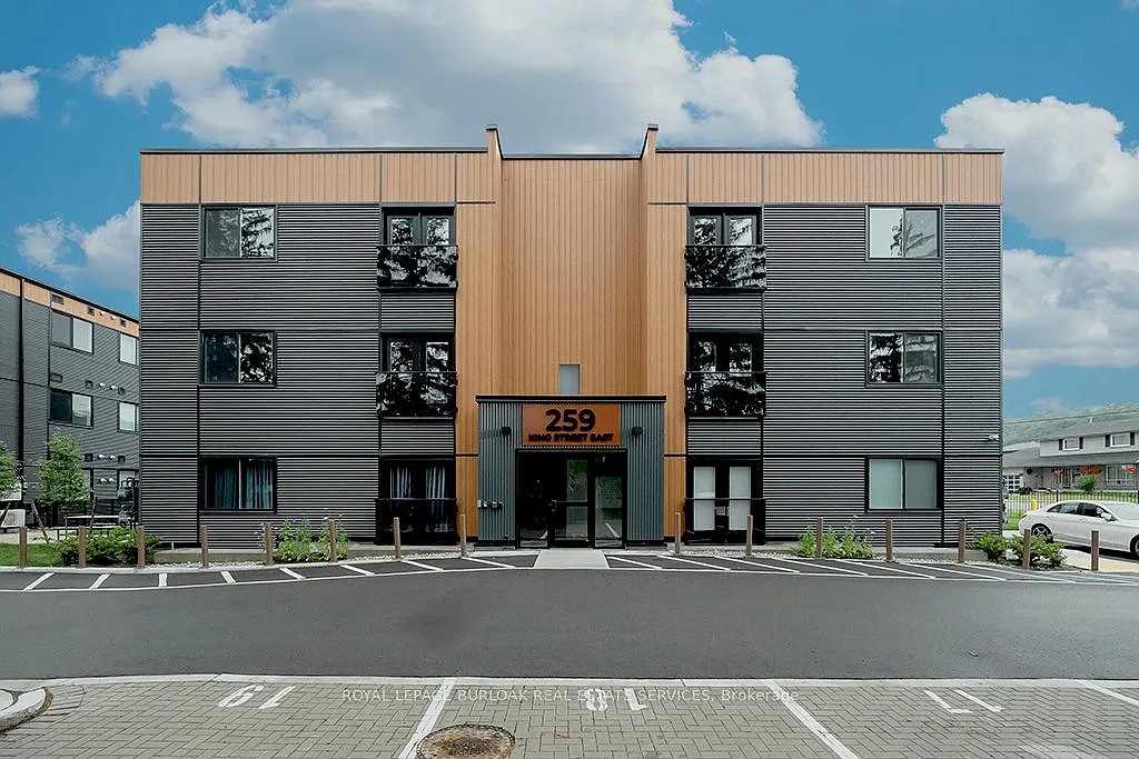 2 bed, $2,200 — Photo 1