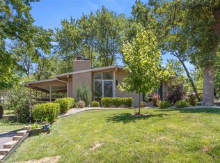 512 Crest Ct, Saint Louis, MO