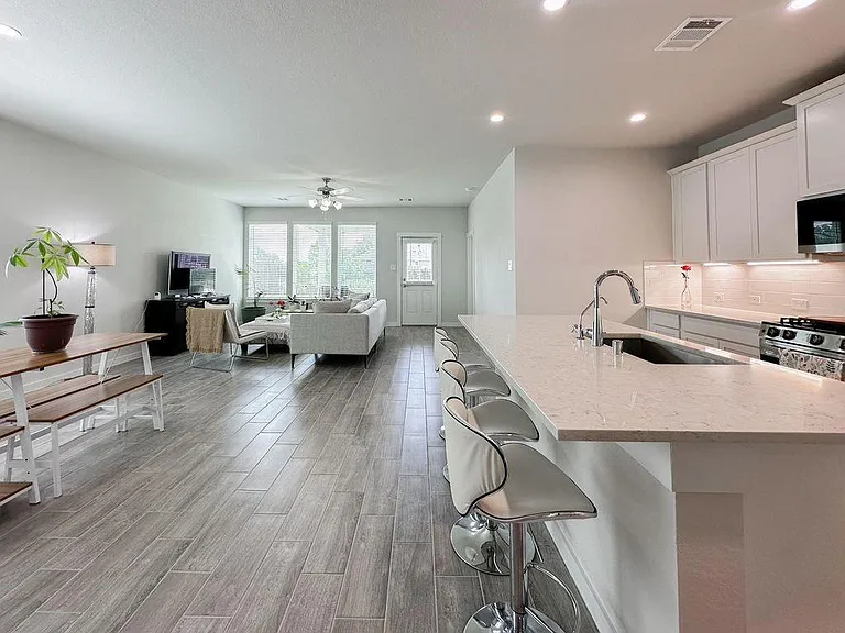 33023 School Hill Rd — Photo 16