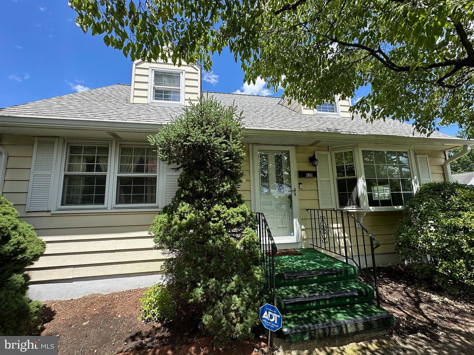 1986 S Olden Ave, Hamilton, NJ 08610 Zillow