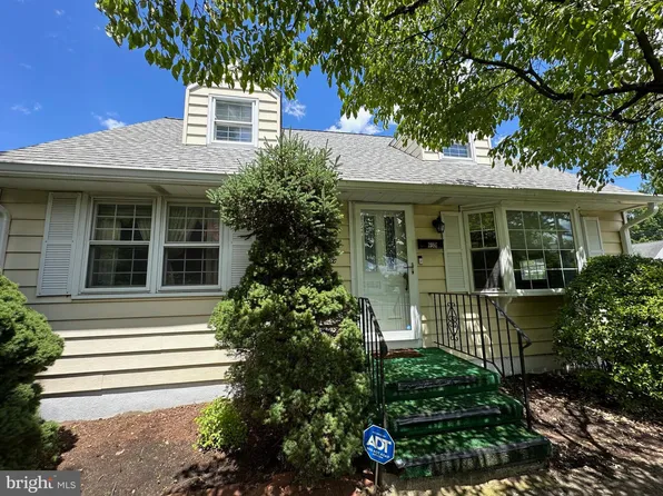 1986 S Olden Ave, Hamilton, NJ 08610