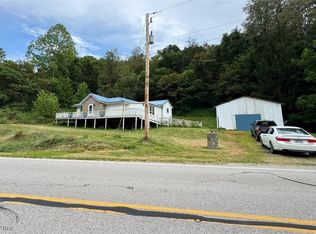 459 County Road 2, Tiltonsville, OH 43943