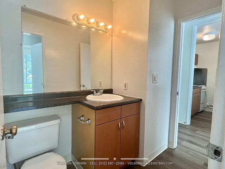 5 Admiral Dr #F208 — Photo 10