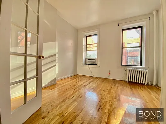 Rented by Bond New York | media 1