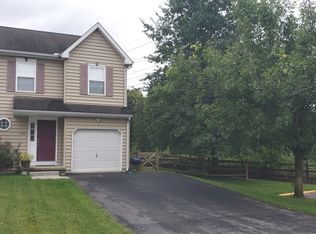 527 Red Bud Ct, Wilmington, DE 19805