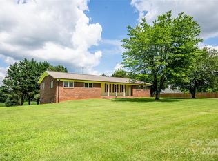 224 Mountain View Rd, Statesville, NC 28625