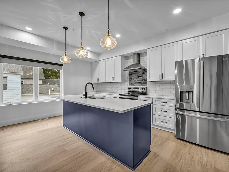 1831 Brevier Ave #4 — Photo 6