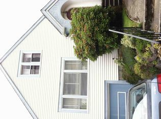 8035 17th Ave NE, Seattle, WA 98115