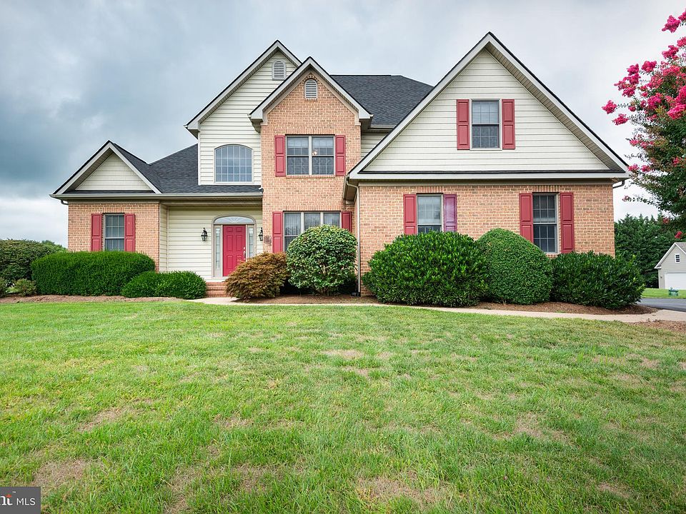 1st image of 8774 Orchard Dr