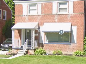 15717 Heyden St, Detroit, MI