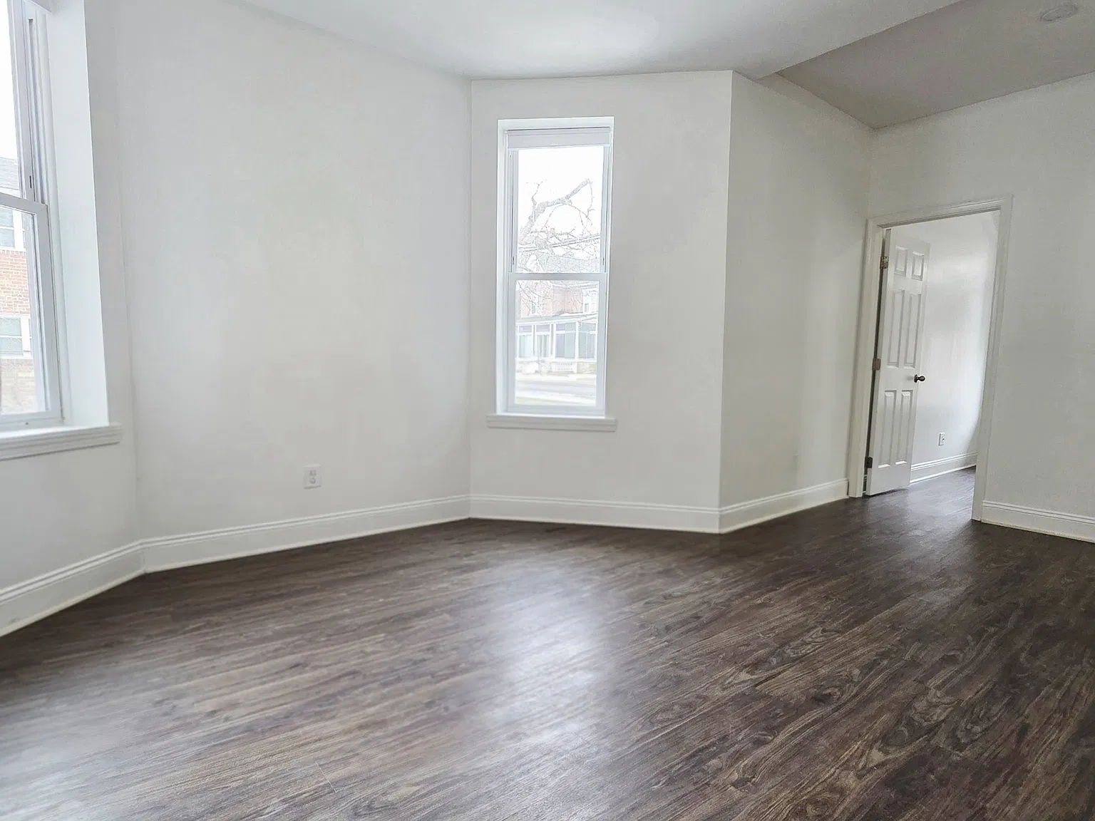 142 East Evergreen Street — Photo 4