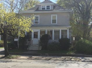 486 Eastern Ave, Lynn, MA 01902