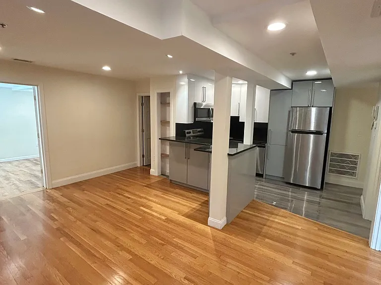 1801 Beacon St #2 — Photo 2