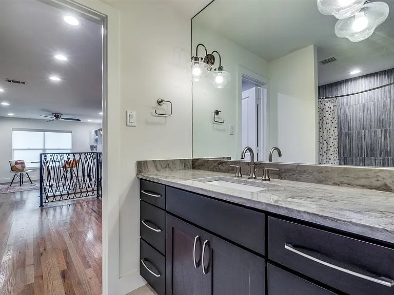 5908 Melshire Dr — Photo 11