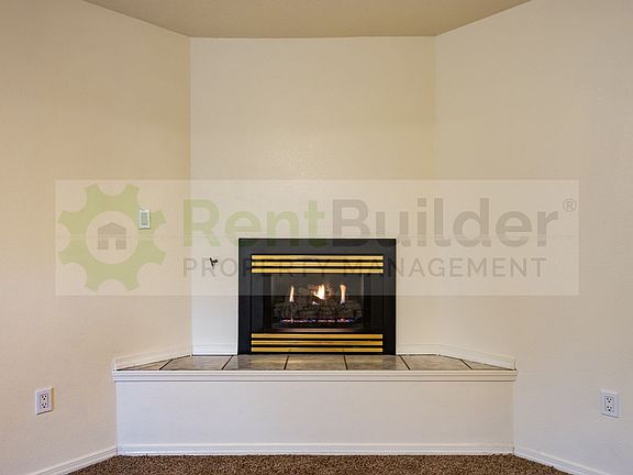 4th image of 304 Geraldine Rd SE APT B