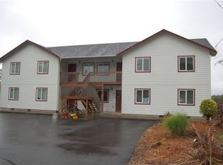 97 SE 3rd St, Warrenton, OR 97146