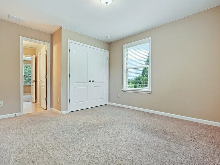 1010 Chelsey Way — Photo 31