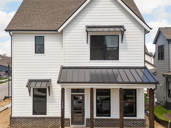 1668 Fernley Dr, Westfield, IN 46074