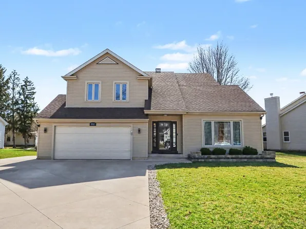 215 Brookwood Ln E, Bolingbrook, IL 60440