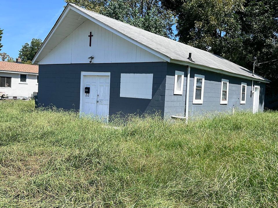 1st image of 4323 New St