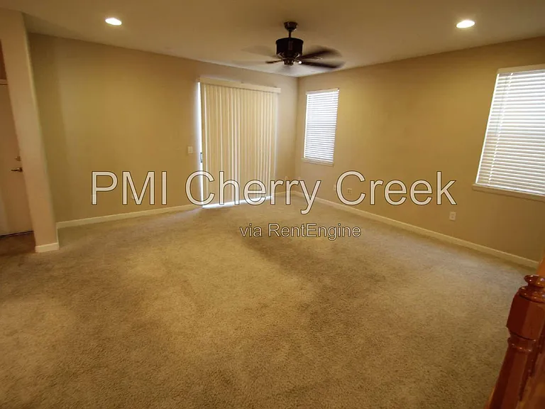 6385 S Xanadu Way — Photo 10