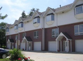 3215 Grand Ave, Des Moines, IA 50312