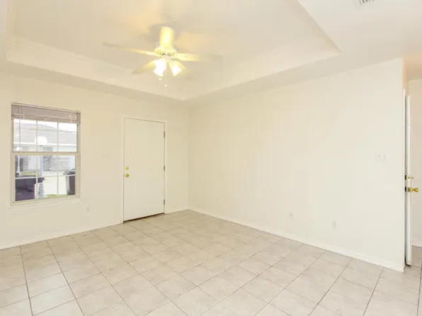 314 Knickerbocker St #2, Corpus Christi, TX 78418