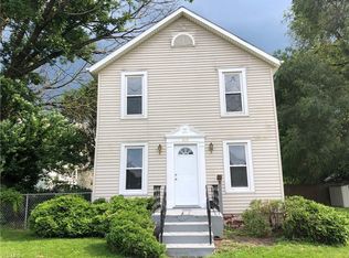 409 Mill Rd, Ravenna, OH 44266