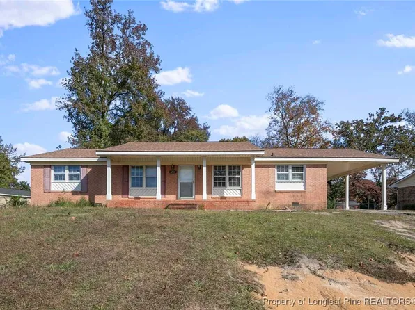 1207 Chilton Dr, Fayetteville, NC 28314