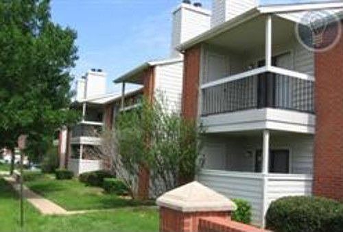 1st image of 2120 Murphy Dr APT 504