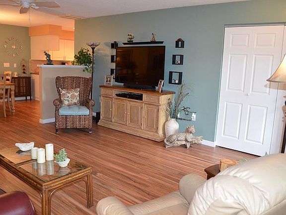 4th image of 26600 W Cove Dr