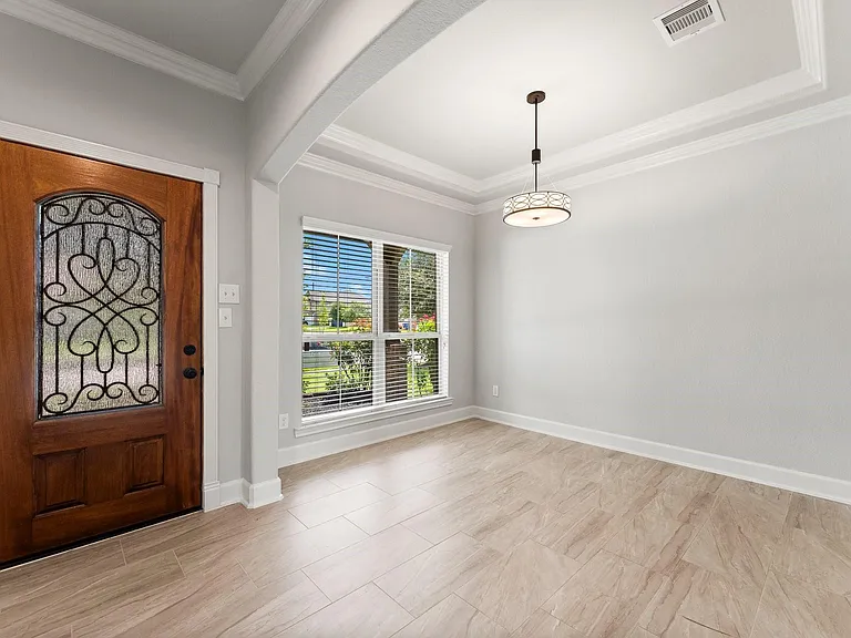 2590 Magnolia Fair Way — Photo 5