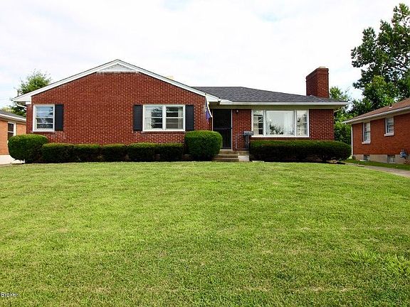 2nd image of 1925 Meadowcreek Dr