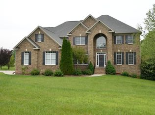 5616 Foxbury Dr, Oak Ridge, NC 27310