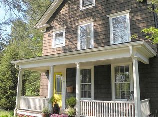 780 Salem St, Groveland, MA 01834