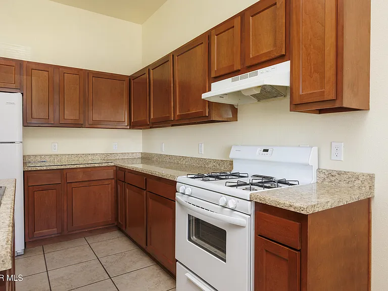 4120 Olympic Ave #B — Photo 11