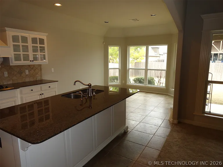 11017 S Lawrence St — Photo 6