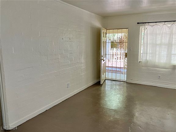 4th image of 1630 Thelma Ln