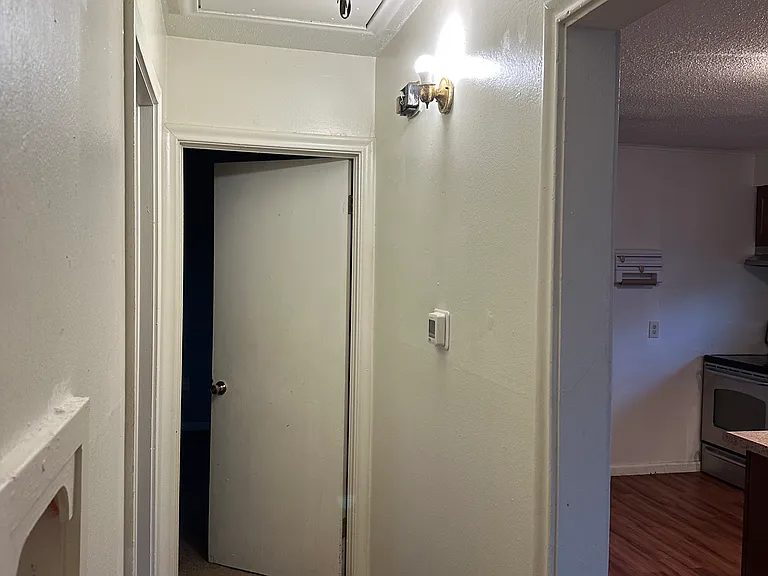1328 Dupas St — Photo 17