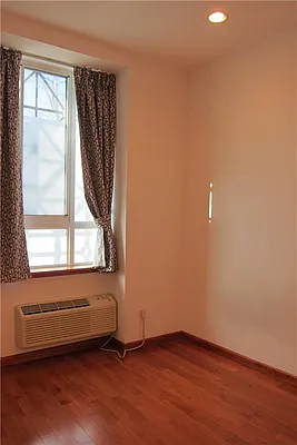 Rented by Kian Realty | media 23