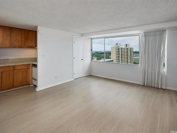 4th image of 2888 Ala Ilima St APT 1607