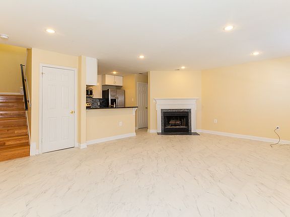 2nd image of 12173 Old Salem Ct