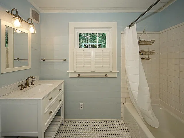 486 Woodland Shores Road — Photo 3