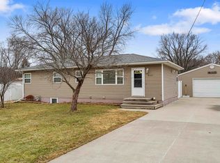 4137 North Ave, Waterloo, IA 50702