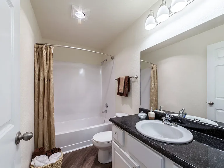 Aspen Glade Apartments — Photo 12
