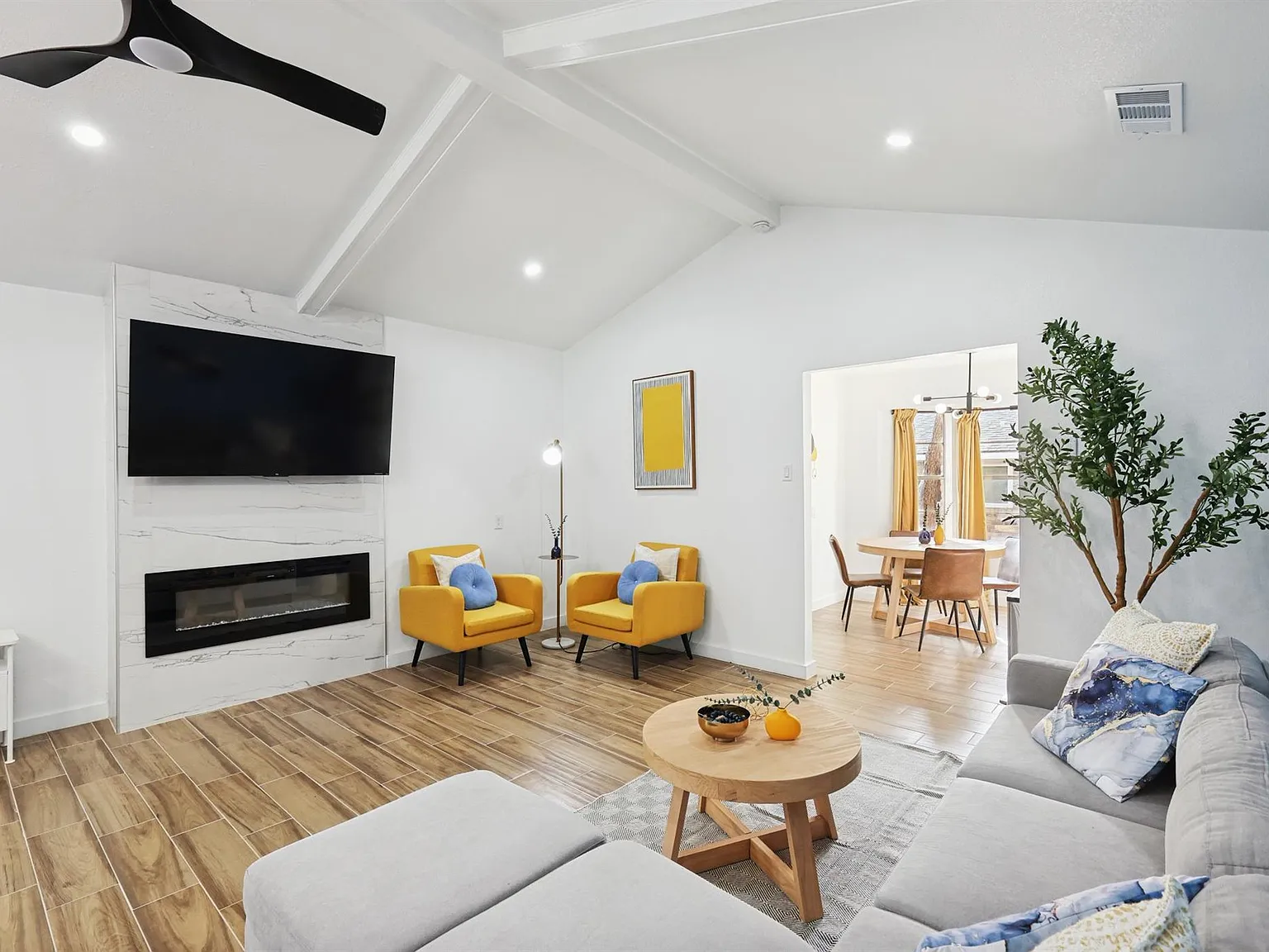 4 bed, 2078 sqft, $8,750 — Photo 4