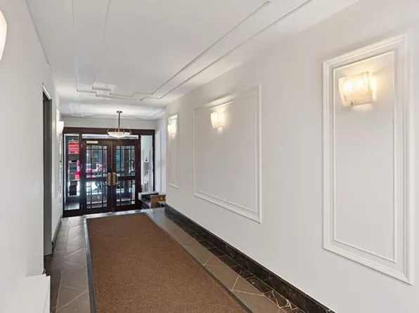 415 East 80th Street 2C image 9 of 10